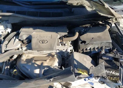 2014 Toyota Camry Se z USA, uszkodzony, nr VIN 4T1BF1FK3EU463106